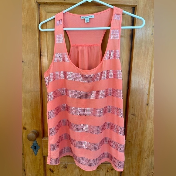 Banana Republic Tops - Banana Republic Sleeveless Sequined Tank Apricot Color Size Medium Y2K 90’s Club